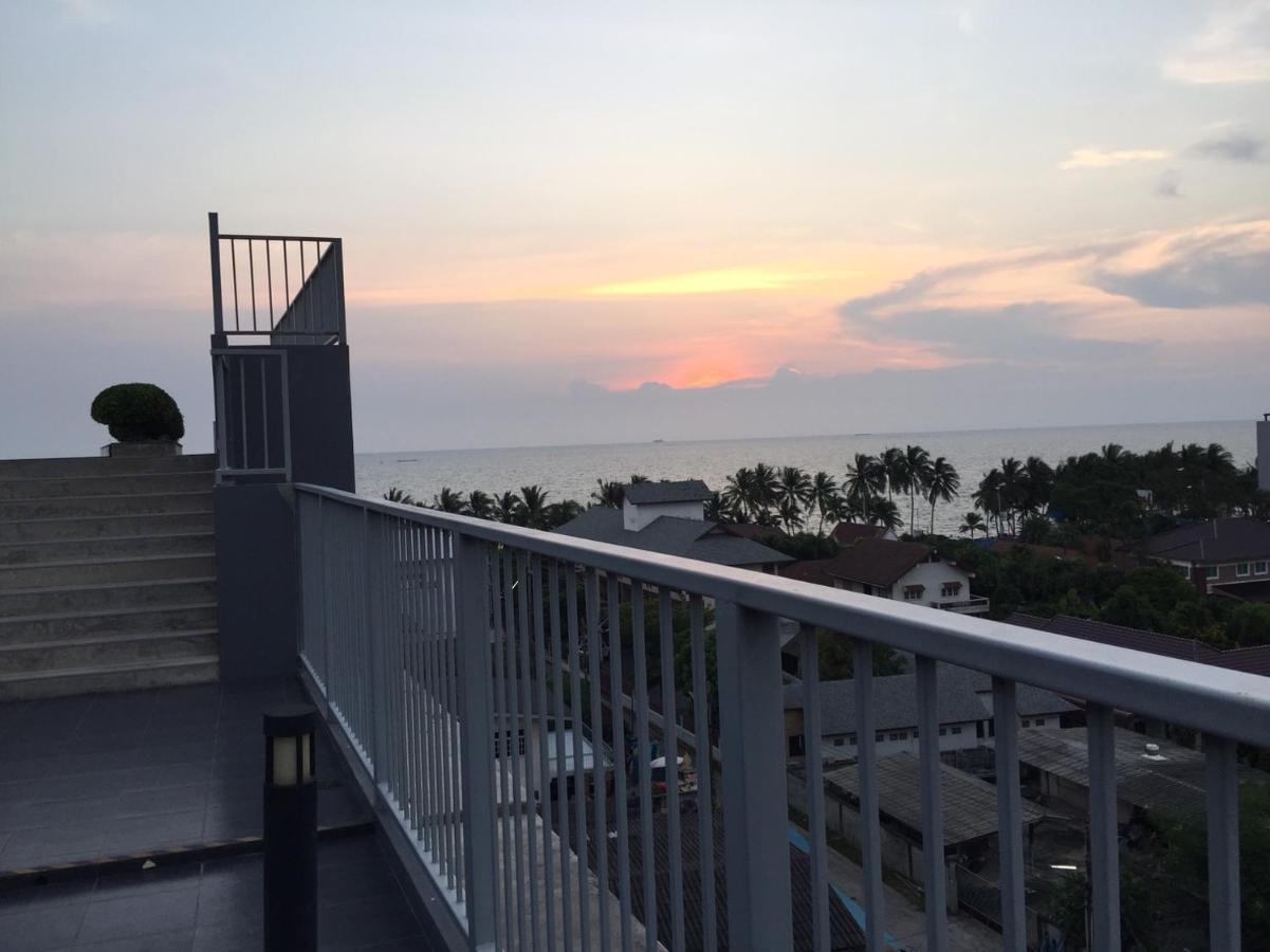 Cozy Near Beach 200M With Toproof Pool At Patio Bangsaen エクステリア 写真